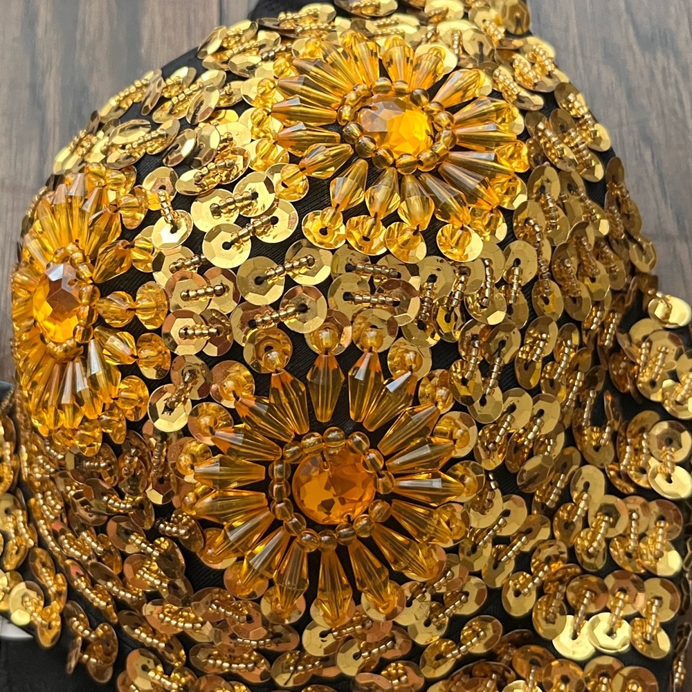 RAVE WONDERLAND Gold and Black Sequin Bra L/XL Selena costume - Picture 2 of 6
